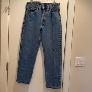 Levi 560’s size 34/32 blue jeans